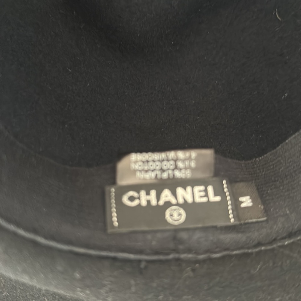 Chanel wide brimmed felt hat, navy blue and black - Picture 6 of 7